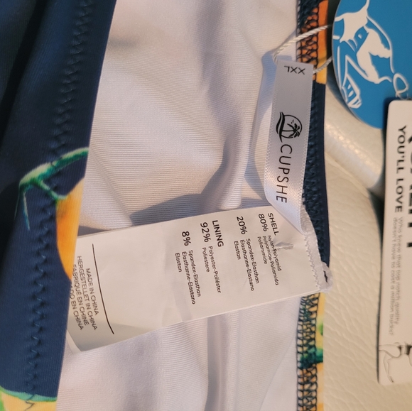 Cupshe fruit bikini bottoms XXL - Picture 2 of 2